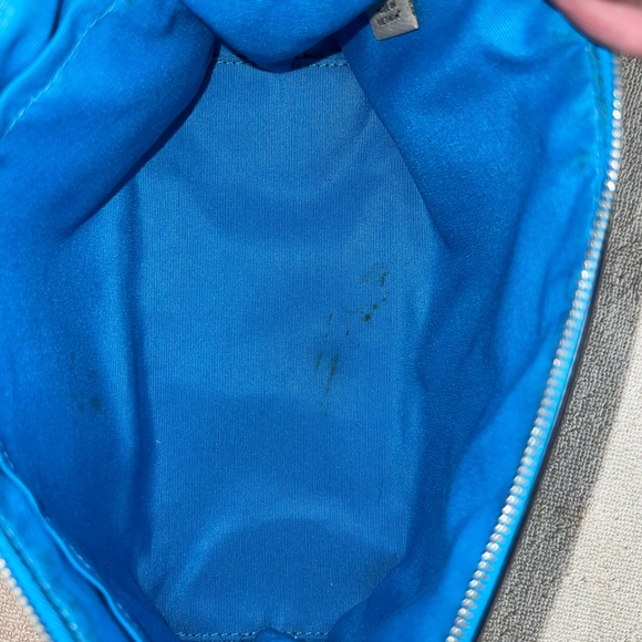 Coach Cosmetic Case 22 - A1680-F53387 - Picture 10 of 11